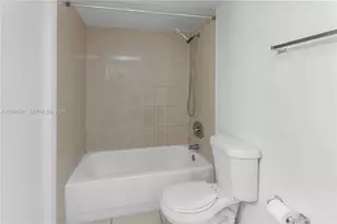 8205 SW 152nd Ave, Miami, FL 33193 - Photo 24