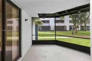8205 SW 152nd Ave, Miami, FL 33193 - Photo 8