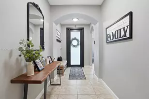 16572 SW 43rd Ln, Miami, FL 33185 - Photo 8