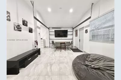947 NE 149th St, Miami, FL 33161 - Photo 28