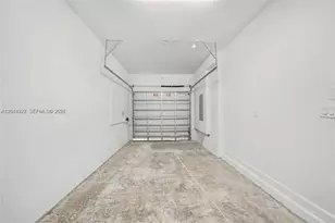 12942 NW 23rd Pl, Miami, FL 33167 - Photo 34