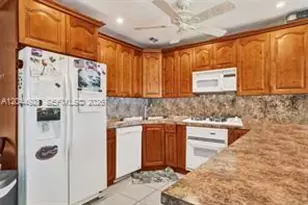 1061 NE 26th Ave, Pompano Beach, FL 33062 - Photo 2