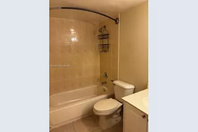 731 N Pine Island Rd #305, Plantation, FL 33324 - Photo 16