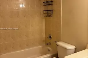 731 N Pine Island Rd, Plantation, FL 33324 - Photo 16