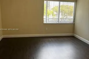 731 N Pine Island Rd, Plantation, FL 33324 - Photo 8