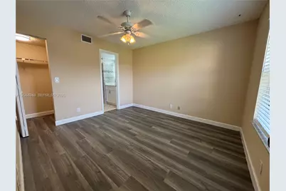 21909 Lake Forest Cir #205, Boca Raton, FL 33433 - Photo 6