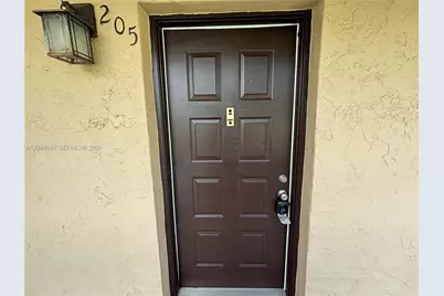 21909 Lake Forest Cir #205, Boca Raton, FL 33433 - Photo 2
