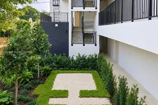 8106 NE 1st Ave, Miami, FL 33138 - Photo 4
