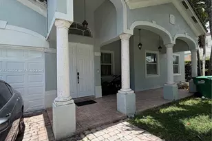 8208 SW 166th Pl, Miami, FL 33193 - Photo 2