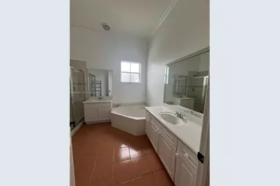 8208 SW 166th Pl, Miami, FL 33193 - Photo 30