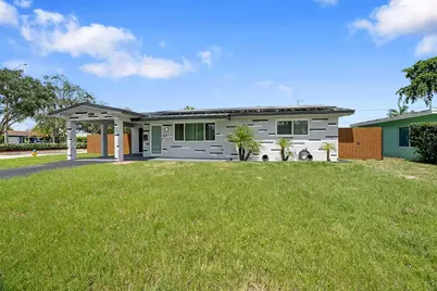 8891 NW 11th St, Pembroke Pines, FL 33024 - Photo 2