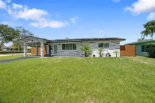 8891 NW 11th St, Pembroke Pines, FL 33024 - Photo 2