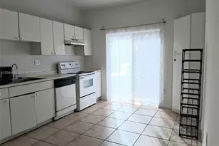 6972 NW 179th St, Hialeah, FL 33015 - Photo 4