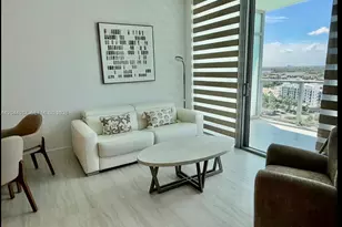 2411 Laguna Cir, Miami, FL 33181 - Photo 6
