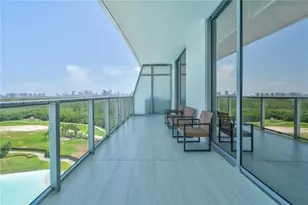 2411 Laguna Cir, Miami, FL 33181 - Photo 24