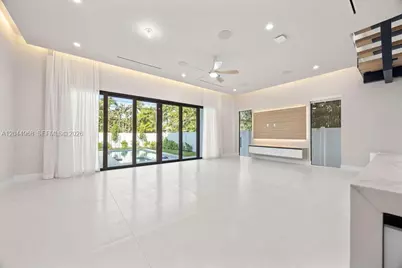 1135 NE 11th Ave, Fort Lauderdale, FL 33304 - Photo 12