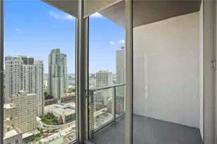 151 SE 1st St, Miami, FL 33131 - Photo 8