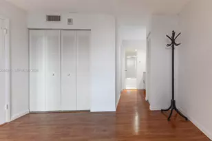 6900 Bay Dr, Miami Beach, FL 33141 - Photo 16