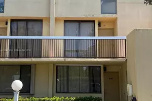 8711 SW 30th St, Davie, FL 33328 - Photo 4