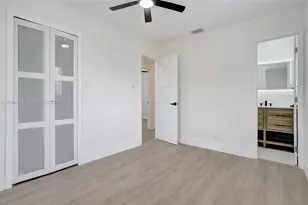 211 SW 64th Ave, Pembroke Pines, FL 33023 - Photo 12
