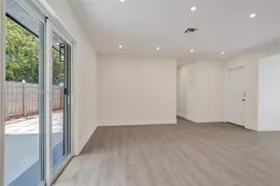 211 SW 64th Ave, Pembroke Pines, FL 33023 - Photo 8