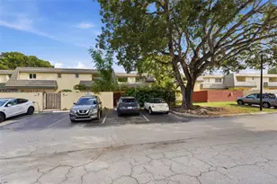 8489 SW 137th Ave, Miami, FL 33183 - Photo 4