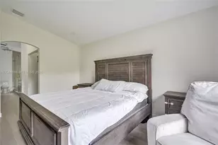 19473 NW 24th Pl, Pembroke Pines, FL 33029 - Photo 18