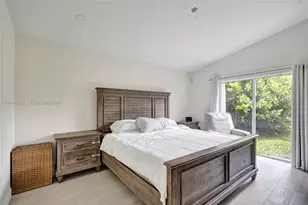 19473 NW 24th Pl, Pembroke Pines, FL 33029 - Photo 14