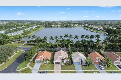 1971 Oak Berry Cir, Wellington, FL 33414 - Photo 52
