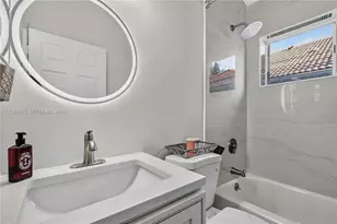 1971 Oak Berry Cir, Wellington, FL 33414 - Photo 34