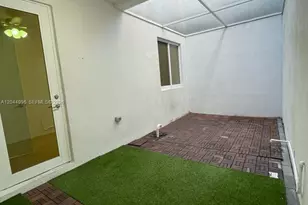 10317 NW 66th St, Doral, FL 33178 - Photo 12