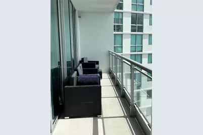 92 SW 3rd St #3508, Miami, FL 33130 - Photo 6