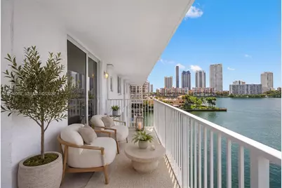 4000 NE 169th St #607, North Miami Beach, FL 33160 - Photo 2