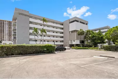 4000 NE 169th St #607, North Miami Beach, FL 33160 - Photo 36