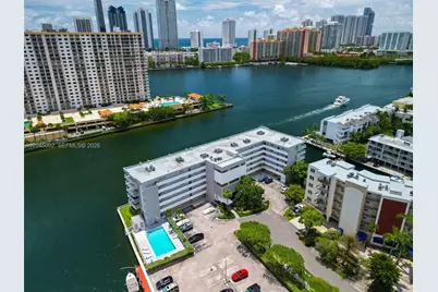 4000 NE 169th St #607, North Miami Beach, FL 33160 - Photo 38