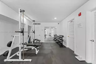 4000 NE 169th St, North Miami Beach, FL 33160 - Photo 30