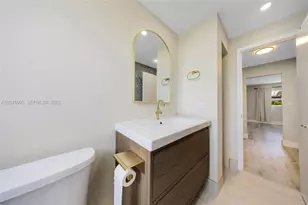 20 NW 87th Ave, Miami, FL 33172 - Photo 32