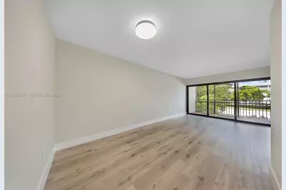 20 NW 87th Ave #A208, Miami, FL 33172 - Photo 10
