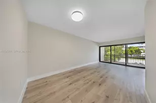 20 NW 87th Ave, Miami, FL 33172 - Photo 10