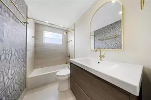 20 NW 87th Ave, Miami, FL 33172 - Photo 36