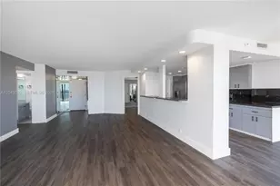 1000 Quayside Terrace, Miami, FL 33138 - Photo 12