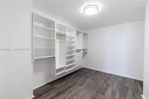 1000 Quayside Terrace, Miami, FL 33138 - Photo 10