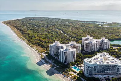 1121 Crandon Blvd #F804, Key Biscayne, FL 33149 - Photo 1
