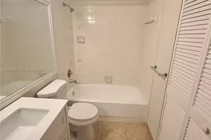 19216 Glenmoor Dr, West Palm Beach, FL 33409 - Photo 24