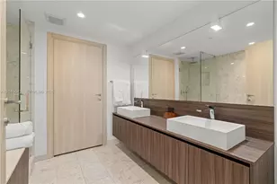 1000 E Brickell Plaza, Miami, FL 33131 - Photo 20