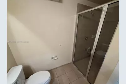 9572 SW 169th Pl #Main House, Miami, FL 33196 - Photo 6