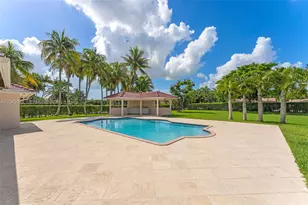 9900 SW 62nd St, Miami, FL 33173 - Photo 20