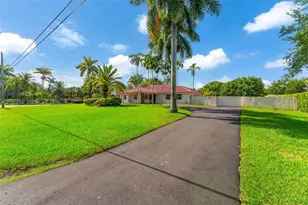 9900 SW 62nd St, Miami, FL 33173 - Photo 50