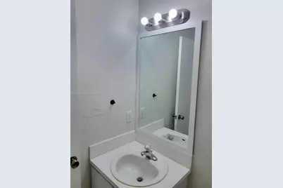 618 SW 106 Av #1511, Pembroke Pines, FL 33025 - Photo 12