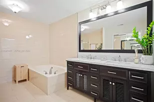 982 NW 133rd Ct, Miami, FL 33182 - Photo 14
